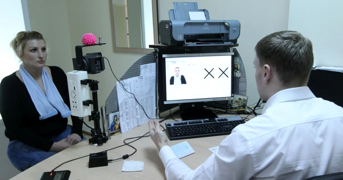 Programarea online va uşura obţinerea noului paşaport Foto: arhivă Adevărul