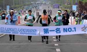 semimaraton beijing cu roboti umanoizi FOTO: X/@China_says