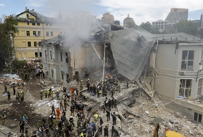 Atacul rusesc cu rachete din 8 iulie s-a soldat cu cel puțin 37 de morți FOTO EPA-EFE