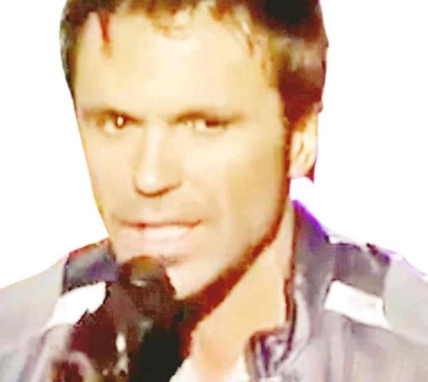 Inna a lansat acum mai bine de doi ani melodia “Club Rocker”, care este contestată de solistul spaniol