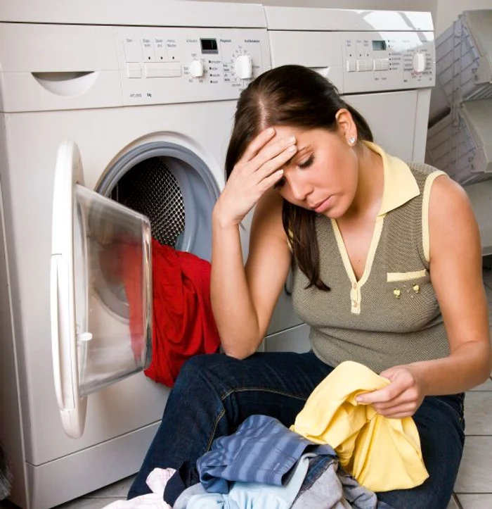 
    Chair dacă sunt noi şi ţi se par curate, hainele din magazine îţi pot provoca boli de piele şi alergii  