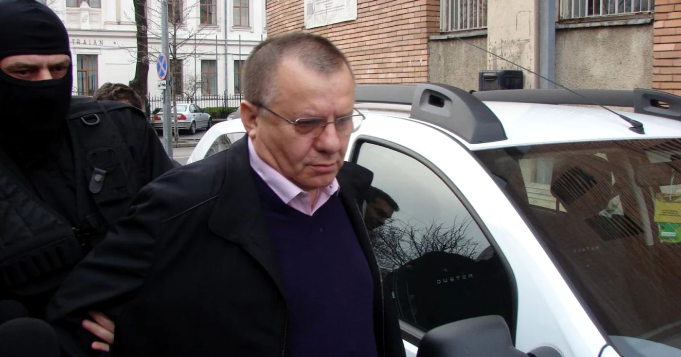 Omul de afaceri Georgică Cornu, adus la audieri la sediul IPJ Mehedinţi