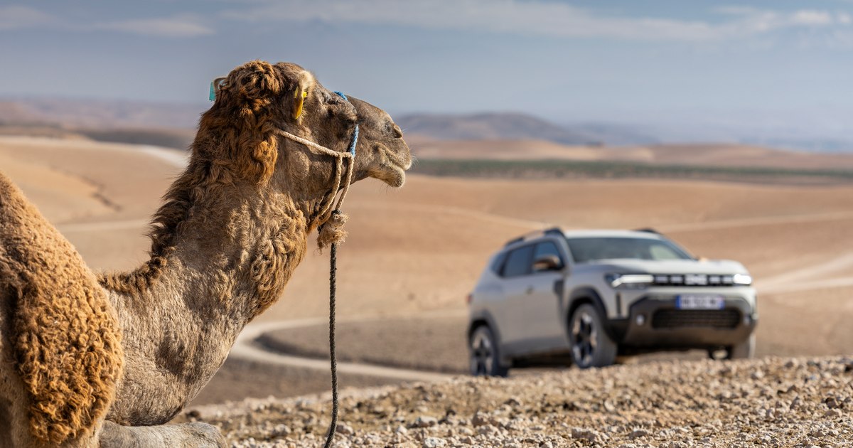 TEST DRIVE Dacia Duster Hybrid-G: de la miraj la realitate