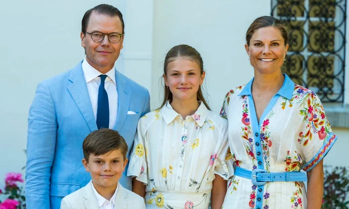 Printesa Victoria a Suediei a împlinit 47 de ani, aici cu Printul Daniel, Printesa Estelle si Printul Oscar   Casa Regala suedeza (1) jpg
