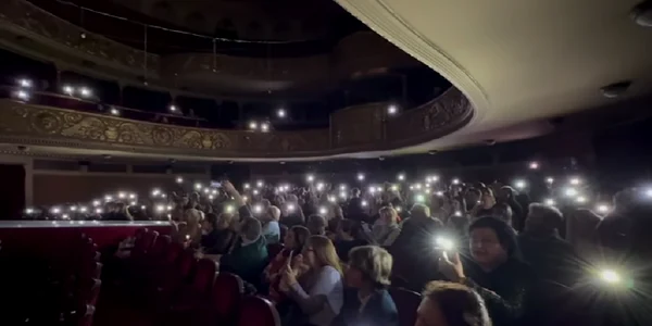 teatru lumina telefoane o scrisoare pierduta timisoara 9 februarie 2023 captura video