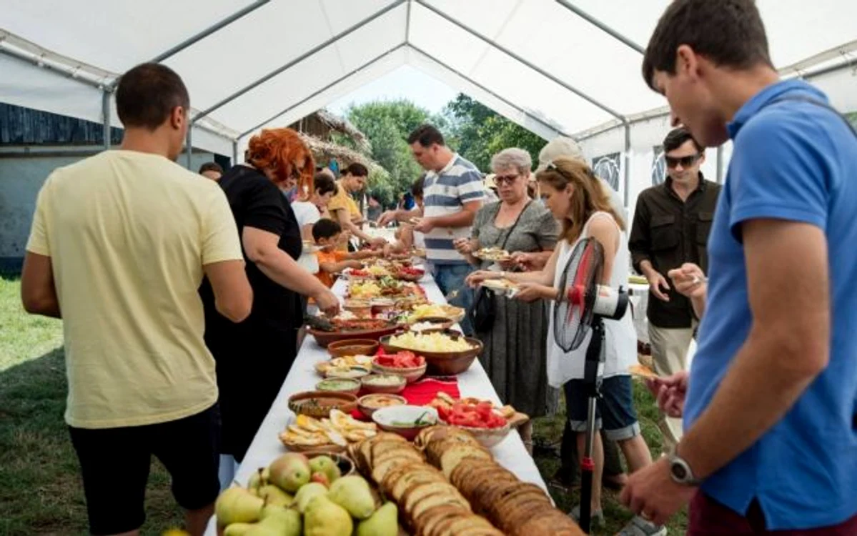 Turism gastronomic la Talpa - Teleorman în „ograda lui Moromete” - eveniment marca Muntenia Brunch Foto Gate to Romania - credit Cris Voinea