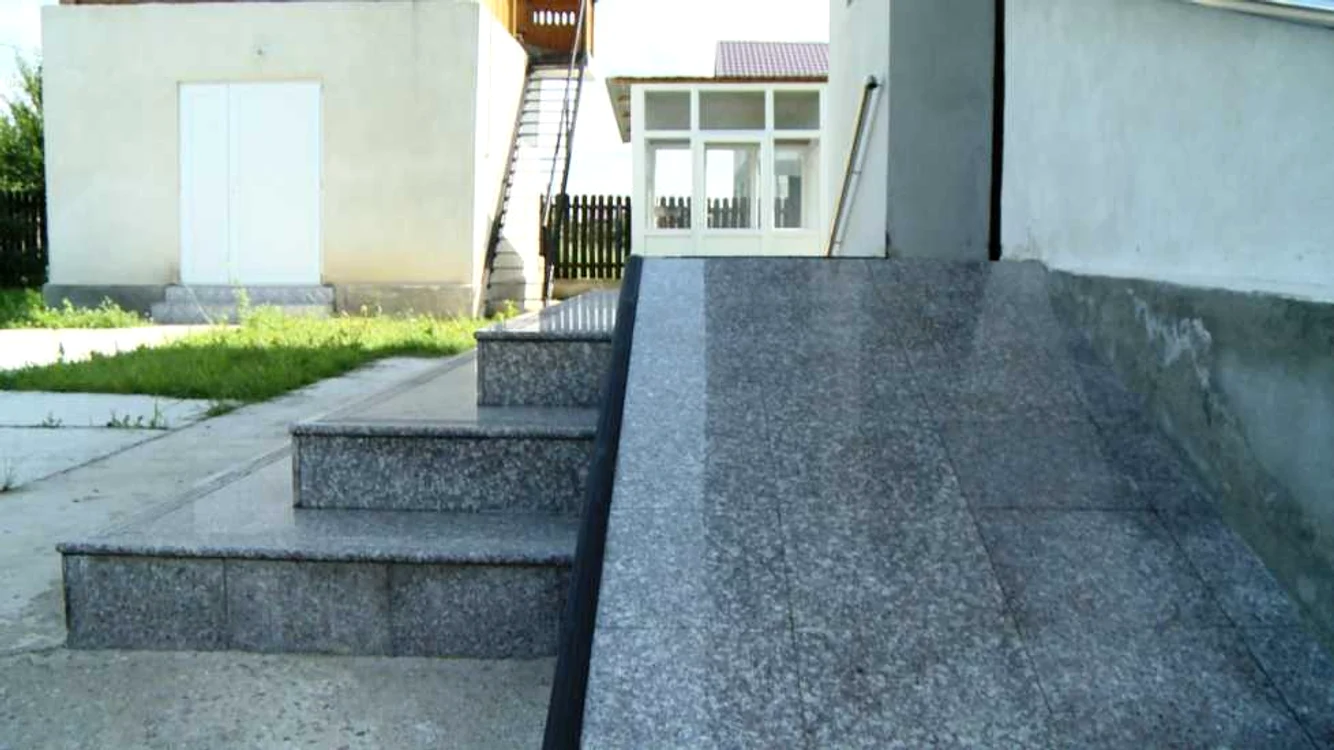 Biserica din Geangoesti