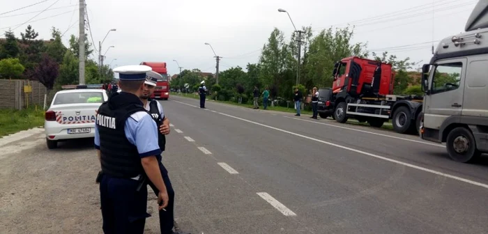 Poliţiştii au instituit filtre în mai multe judeţe FOTO Adevărul