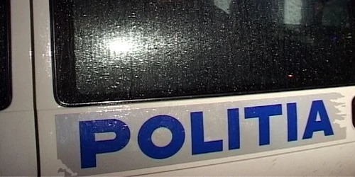 Târgovişte: Reţea de falsificatori de credite, capturată după o pândă de un an