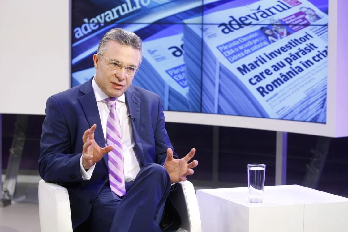 PMP Dâmboviţa a început să strângă semnături pentru susţinerea lui Diaconescu la preşedinţie