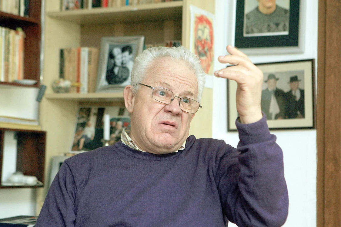 
    Actorul se luptă cu o boală necruțătoare, Sindromul Piramidal  