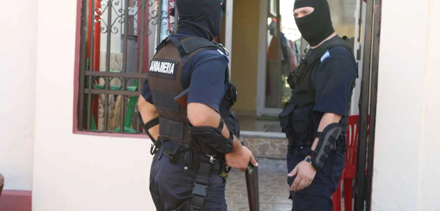 Mai mulţi suspecţi de înşelăciune din Ploieşti sunt vizate de percheziţii FOTO Adevărul