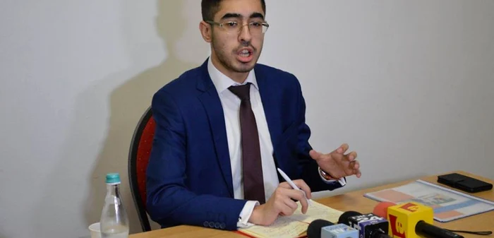 Alexandru Manda răspunde acuzaţiilor aduse de ministrul educaţiei FOTO Facebook Alexandru Manda