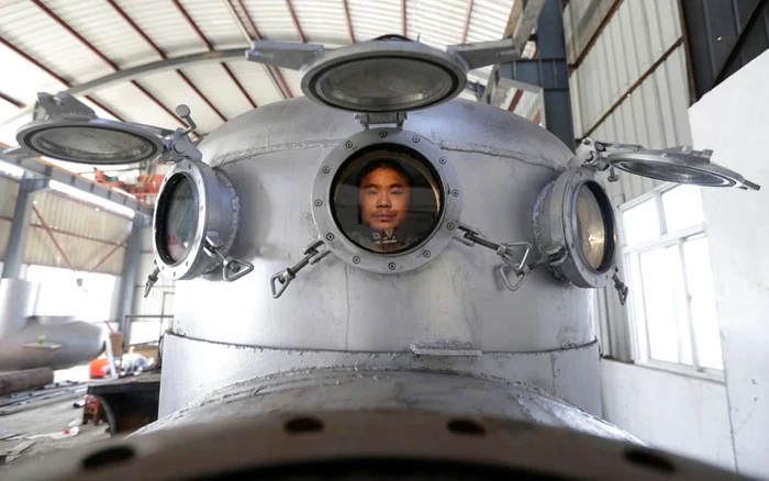Zhang Wuyi şi-a construit un submarin, ajutat de câţiva prieteni FOTO Reuters