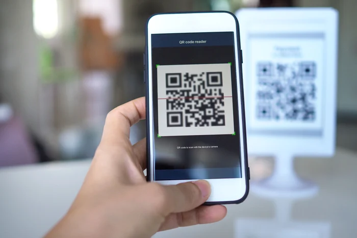 Distribuirea codurilor QR va începe de marţi. FOTO Shutterstock