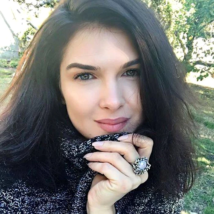 Monica Bârlădeanu este la fel de frumoasă ca atunci când era studentă