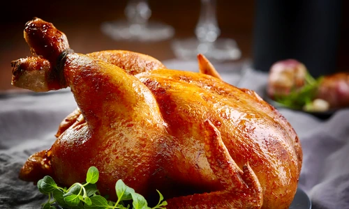 5 moduri în care poţi găti un pui întreg savuros jpeg