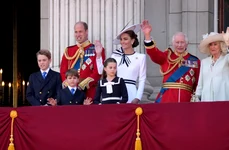 Charles, Camilla, Charlotte, Kate, William, George, Louis, Profimedia jpg