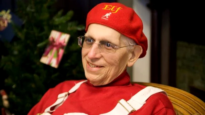 Larry Dean Stewart, Secret Santa pentru americani