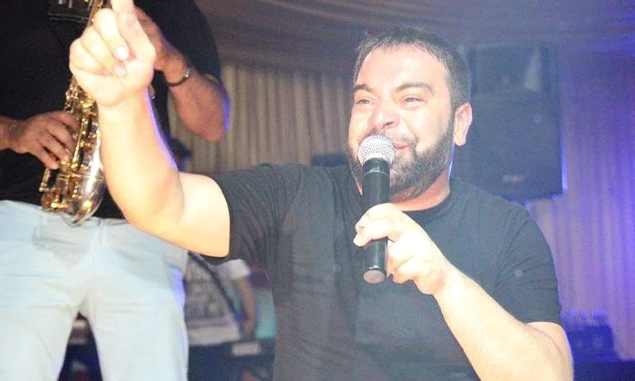 
    Florin Salam a rămas fără cuvinte când și-a văzut fetița pentru prima oarăfoto: captură Pro TV  