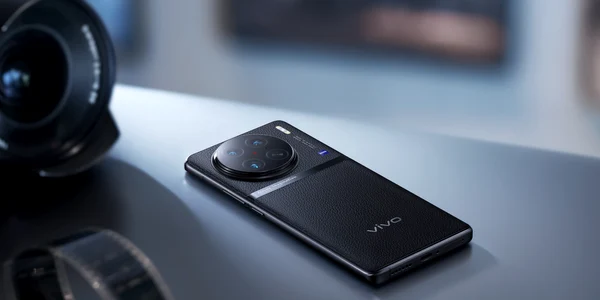 Smartphone vivo X90 Pro jpg