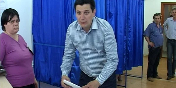 Alin Trăşculescu a votat la Faculatea "George Bariţiu"