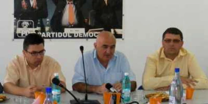 Viorel Constantinescu are depozite bancare de 770.000 de dolari