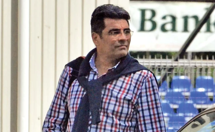 Marcel Toader este  însurat în prezent pentru a şasea oară. Aleasa inimii lui este, de această dată, o cântăreaţă de muzică populară