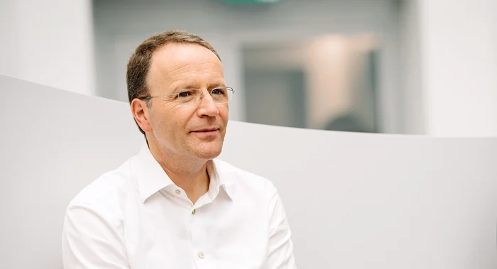 Mark Schneider CEO Nestlé png
