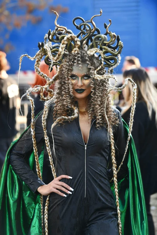 Coafurile ciudate nu au lipsit