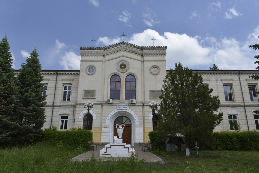 Regulamentul strict pe care îl avea un spital vechi de 170 de ani. „Răţătili“ să fie scrise cu „slovă curată şi ceteaţă“