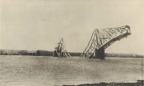 1280px Podul de la Cernavodă distrus în 1916 jpg
