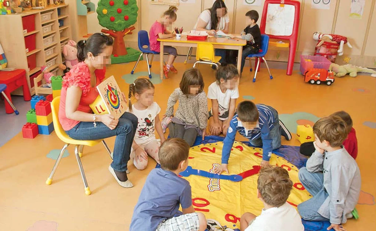 
    Copiii sunt imunizaţi la naştere cu vaccinul BCG, însă acesta oferă protecţie doar în primii ani de viaţă  