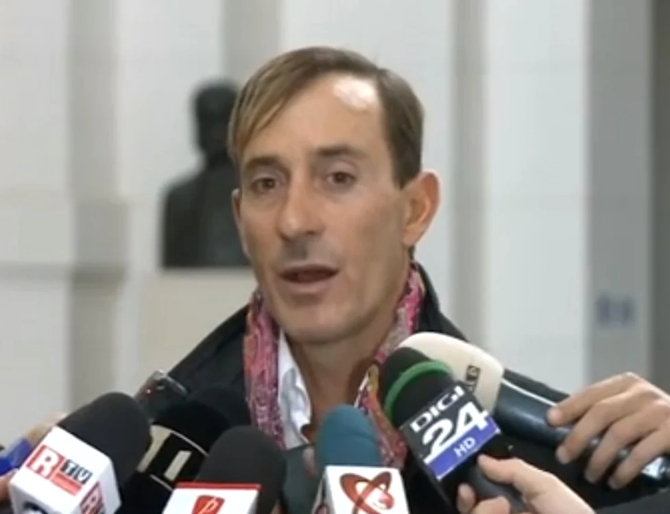 Radu Mazăre cu mustata a la Hitler