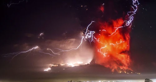 eruptie vulcan chile Calbuco FOTO AP