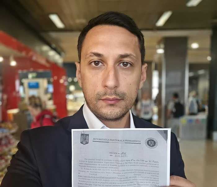 Fostul europarlamentar Vlad Gheorghe, amendat de AEP cu 15.000 de lei pentru susţinerea lui Nicuşor Dan în timpul campaniei electorale
