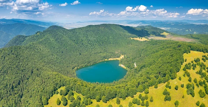 Lacul Sf Ana 1536x790 jpg