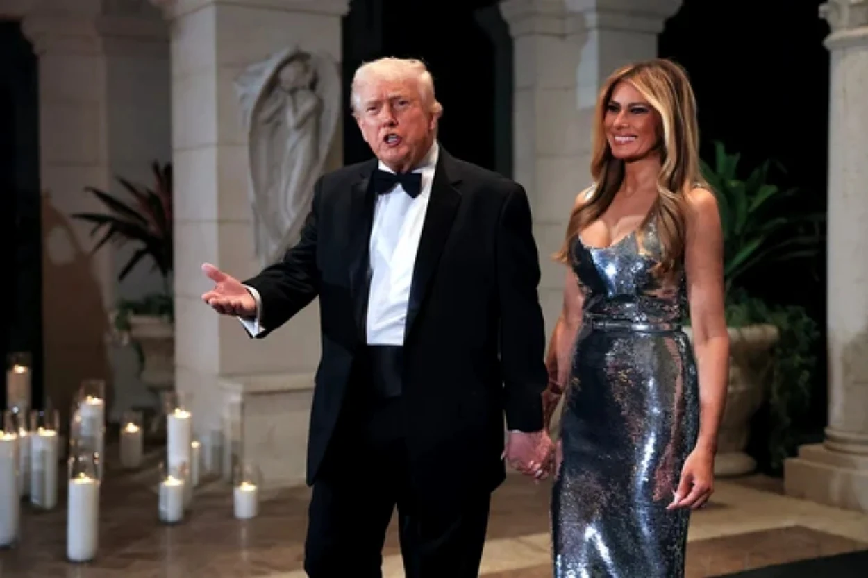 Ce se știe despre prima întâlnire dintre Melania și Donald Trump. Noile documente FBI și rolul lui Jeffrey Epstein