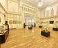 Imagini din sala expoziției „O istorie bicentenară. Colegiul Național «Carol I» (1826–2026)” (© Cătălin Vînturici / Muzeul Olteniei)