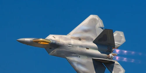 F22 Raptor supersonicul ce nu poate fi detectat de radar adus de americani la Mihail Kogălniceanu Sursa foto wikipedia.org