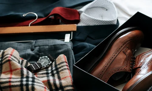 Cum să alegi încălțăminte bărbați în funcție de perechea de pantaloni casual pe care o porți? jpeg