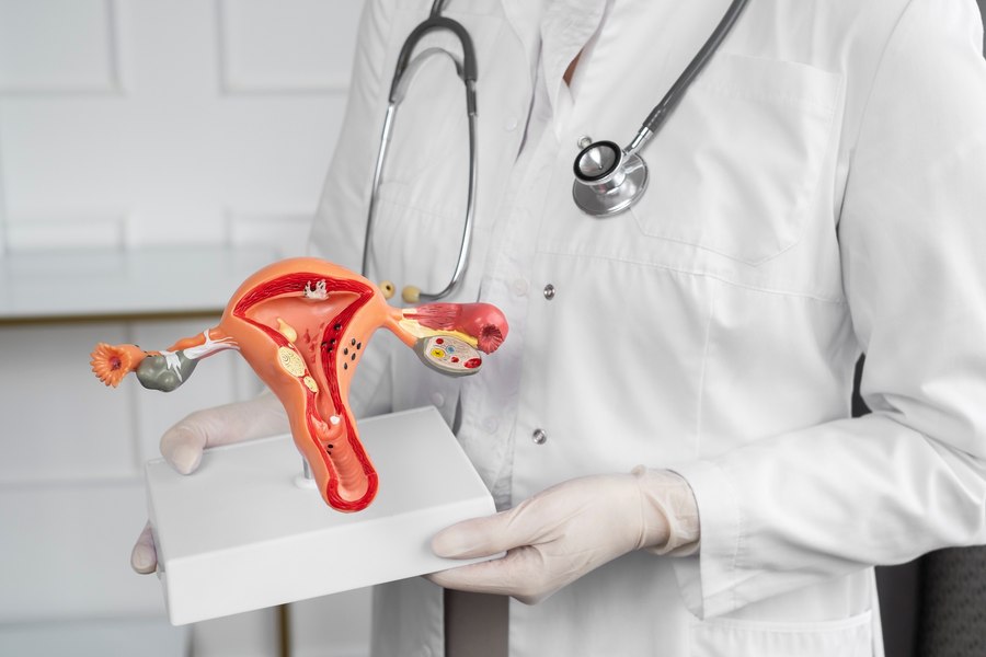 Anomaliile uterine apar la 34-62% dintre femeile infertile și pot fi depistate prin histeroscopie, arată un studiu NCBI