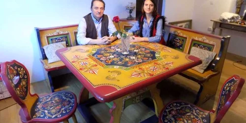 mobila pictata sibiu