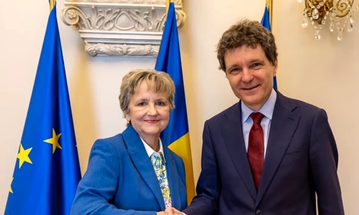 Nicusor dan si Lisa Choate, Președinte ACIE FB Nicușpr Dan jpg