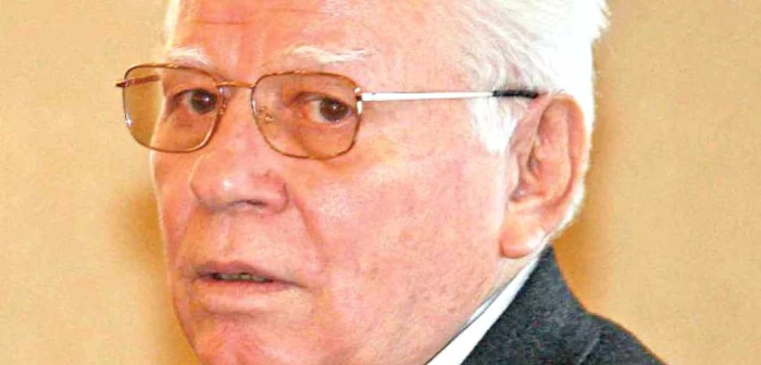 Ştefan Radof (1934-2012) a fost, pe lângă un cunoscut actor, şi poet sau politician