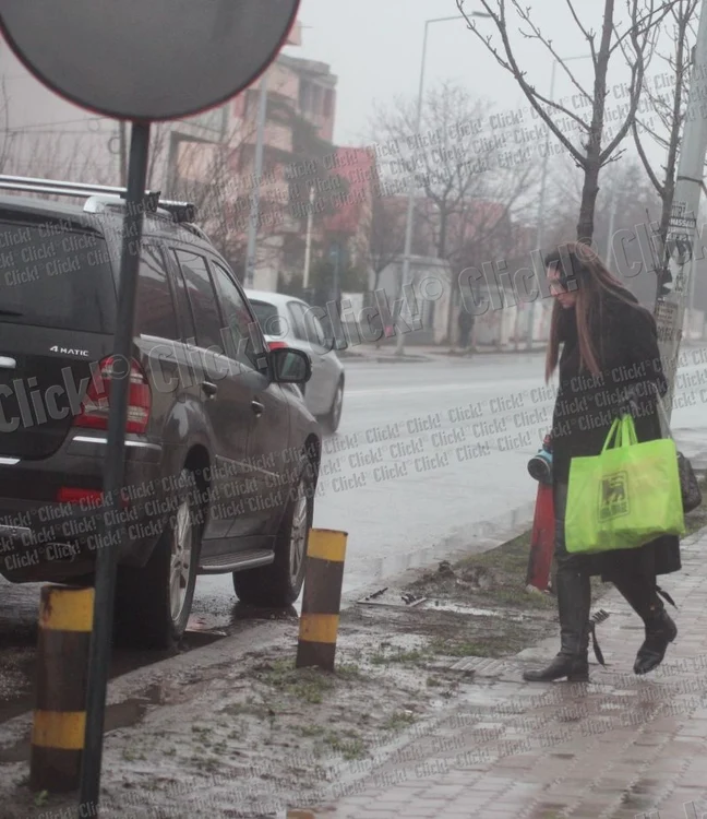 Romaniţa Iovan, pusă în dificultate de vremea ploioasă