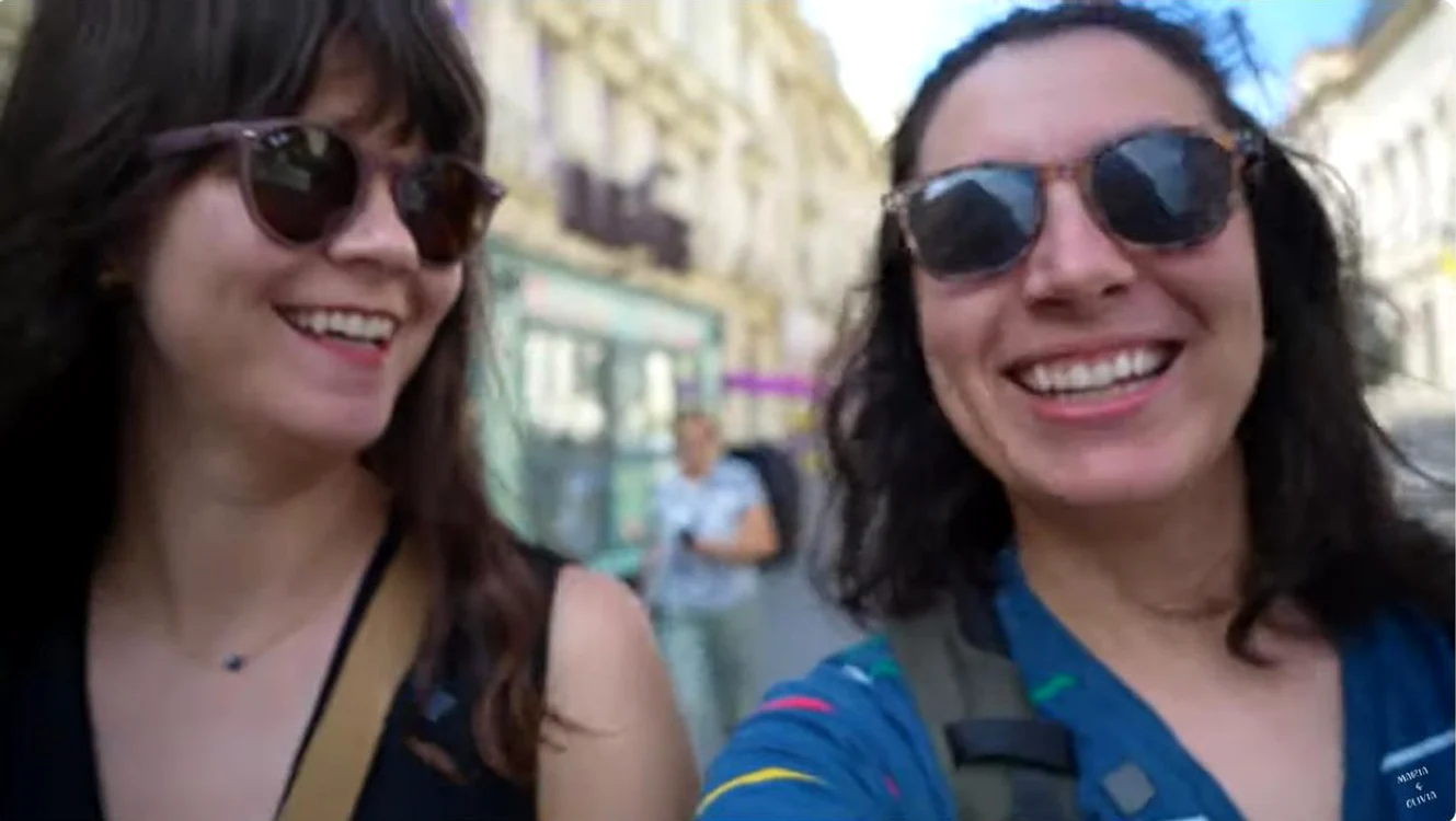 Maria și Olivia au petrecut mai multe zile în România FOTO YouTube