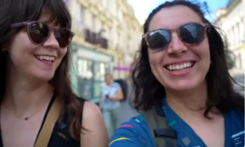 turiste grecia bucuresti 01 foto youtube jpg