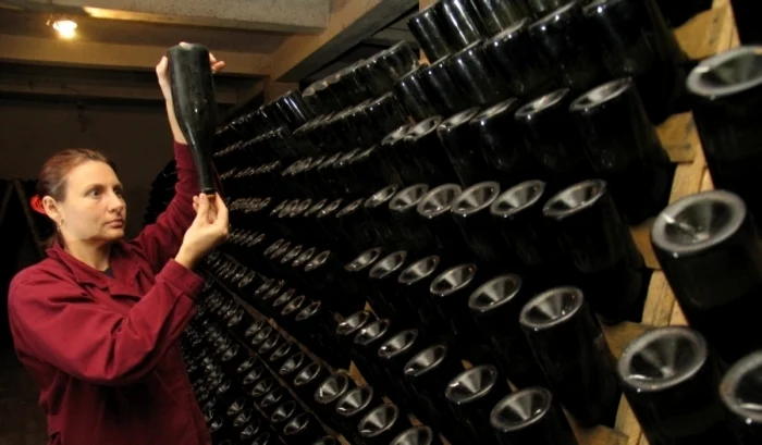 Falsul a fost dovedit de către Laboratorul de Analize Vitivinicole Valea Călugărească Arhivă
