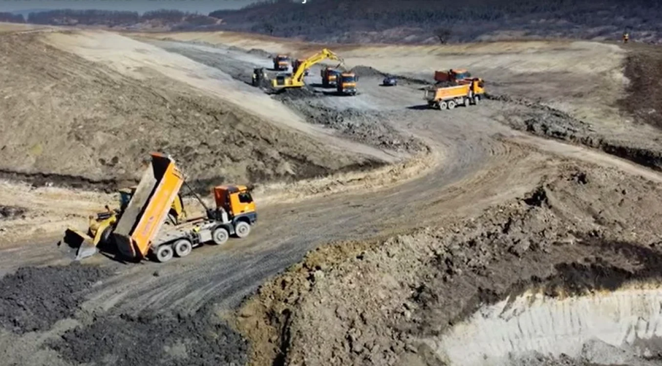Lucrările pe tronsonul Zimbor - Poarta Sălajului ar urma să fie finalizate în 2023. Captură video